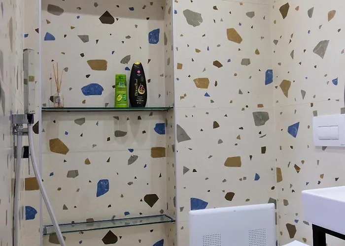 2e Center Τίρανα